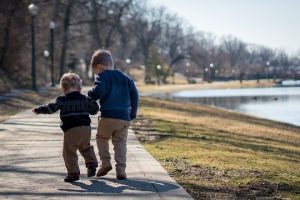 Tips Cara Agar Anak Cepat Jalan Dan Bicara